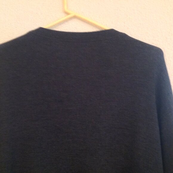 Shirt - Picture 6 of 11